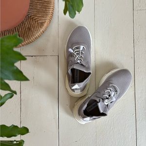 Steve Madden Sneakers